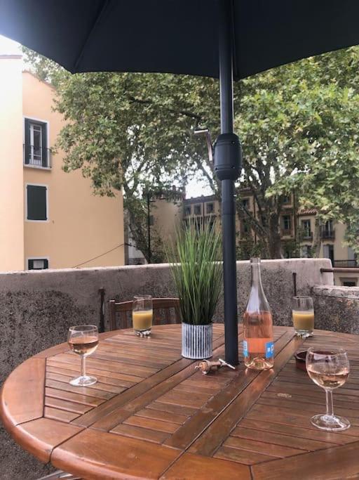 Au Coeur De Ville Avec Terrasse Céret Buitenkant foto
